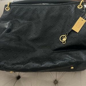Black Shoulder Bag with Gold Hardware